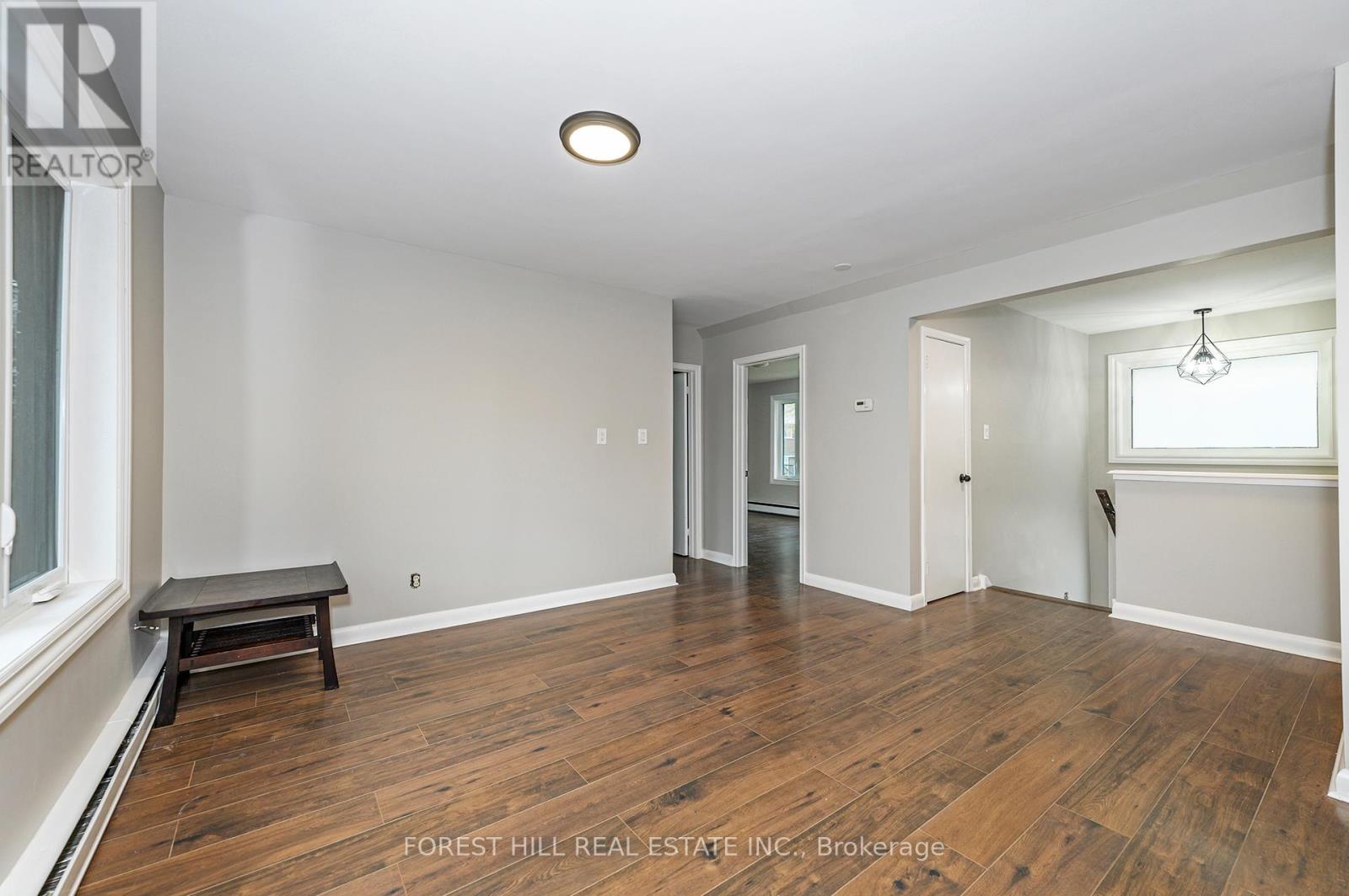 MAIN - 135 ASHBROOK COURT Milton (OM Old Milton), ON L9T 2K8