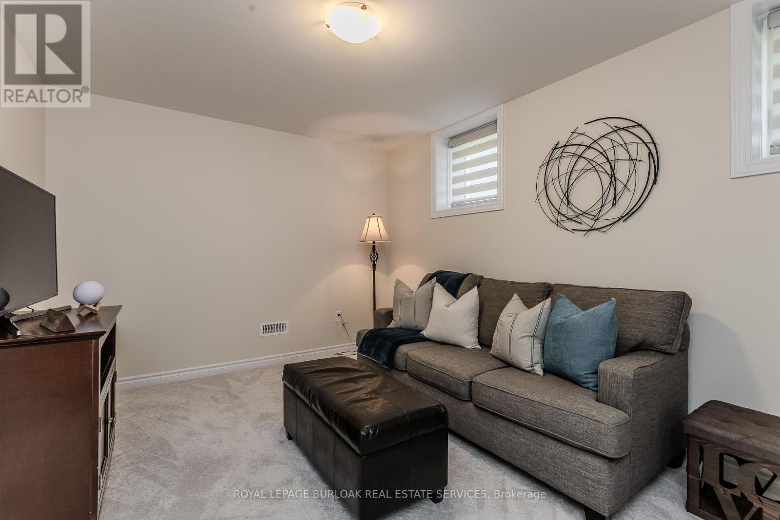 1401 Almonte Drive, Burlington, Ontario  L7P 0V8 - Photo 21 - W13043006