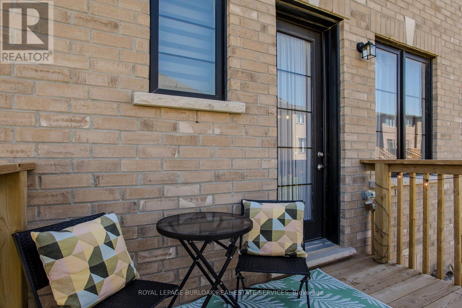 1401 Almonte Drive, Burlington, Ontario  L7P 0V8 - Photo 23 - W13043006