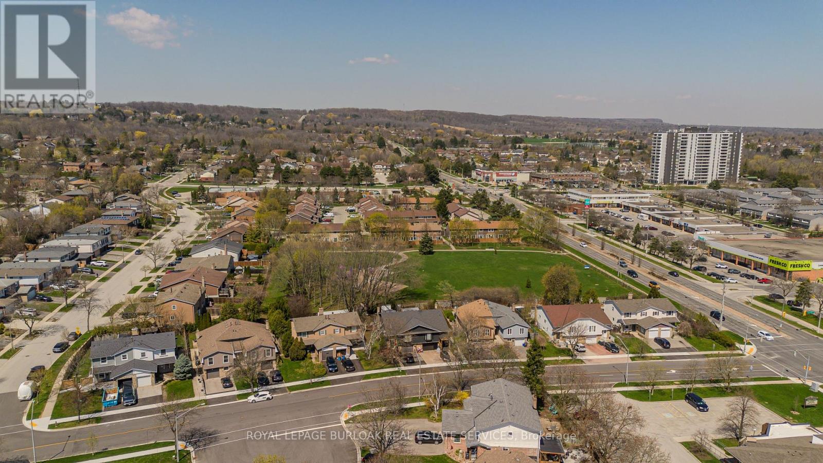 1401 Almonte Drive, Burlington, Ontario  L7P 0V8 - Photo 25 - W13043006