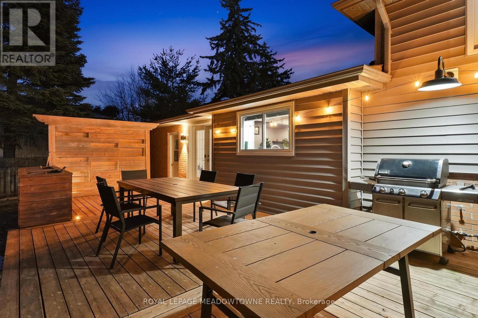 5 Rosefield Drive, Halton Hills, Ontario  L7G 4R2 - Photo 37 - W13043104