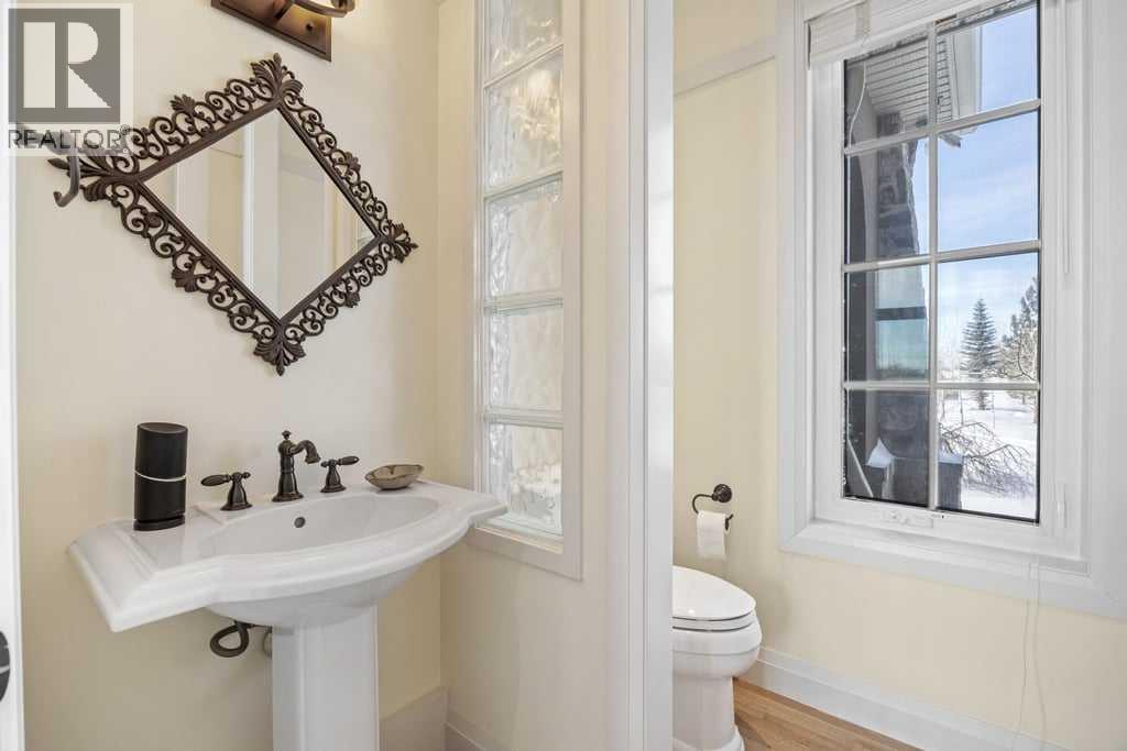 8 Grandarches Bay, Rural Rocky View County, Alberta  T3Z 0A7 - Photo 7 - A2300513