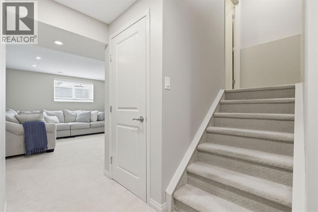 132 Sundown Way, Cochrane, Alberta  T4C 2M6 - Photo 33 - A2303130