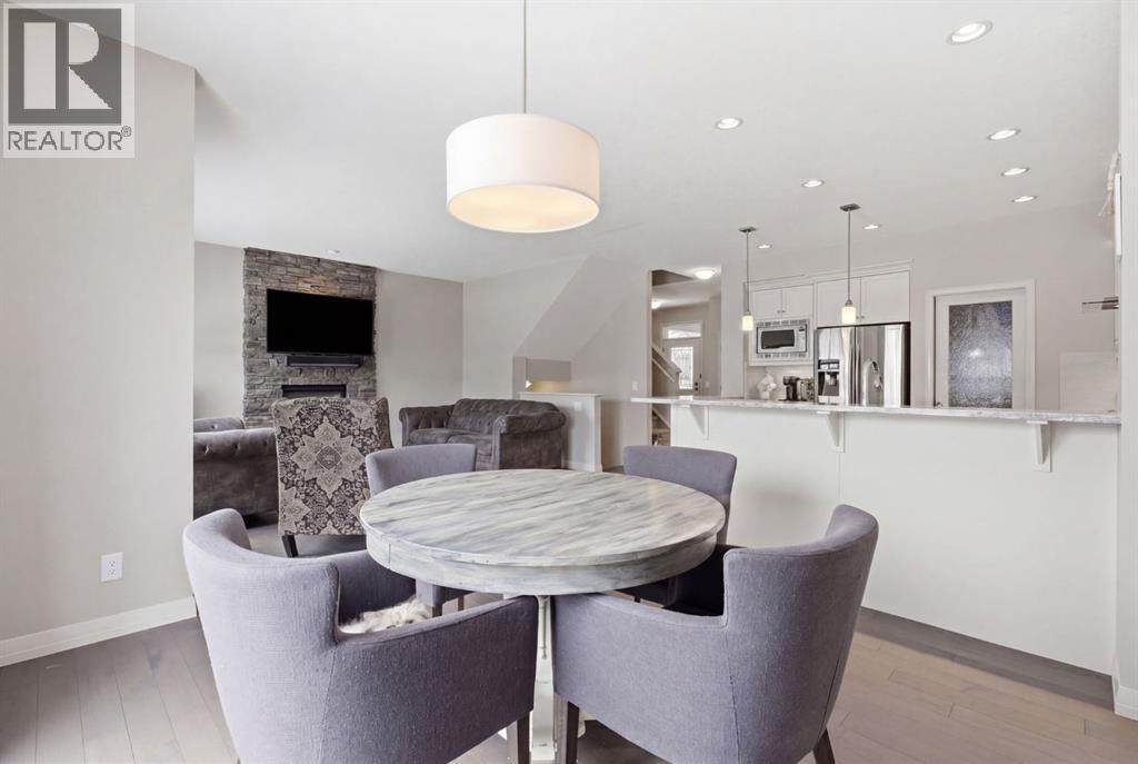 132 Sundown Way, Cochrane, Alberta  T4C 2M6 - Photo 10 - A2303130