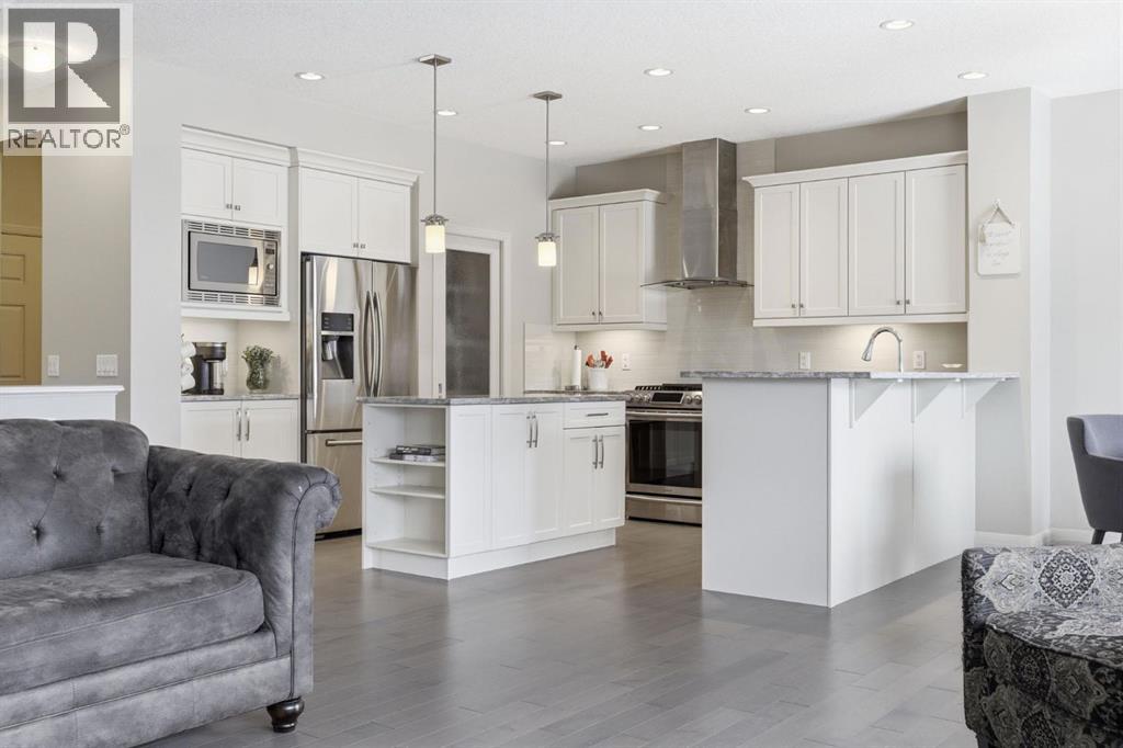 132 Sundown Way, Cochrane, Alberta  T4C 2M6 - Photo 12 - A2303130