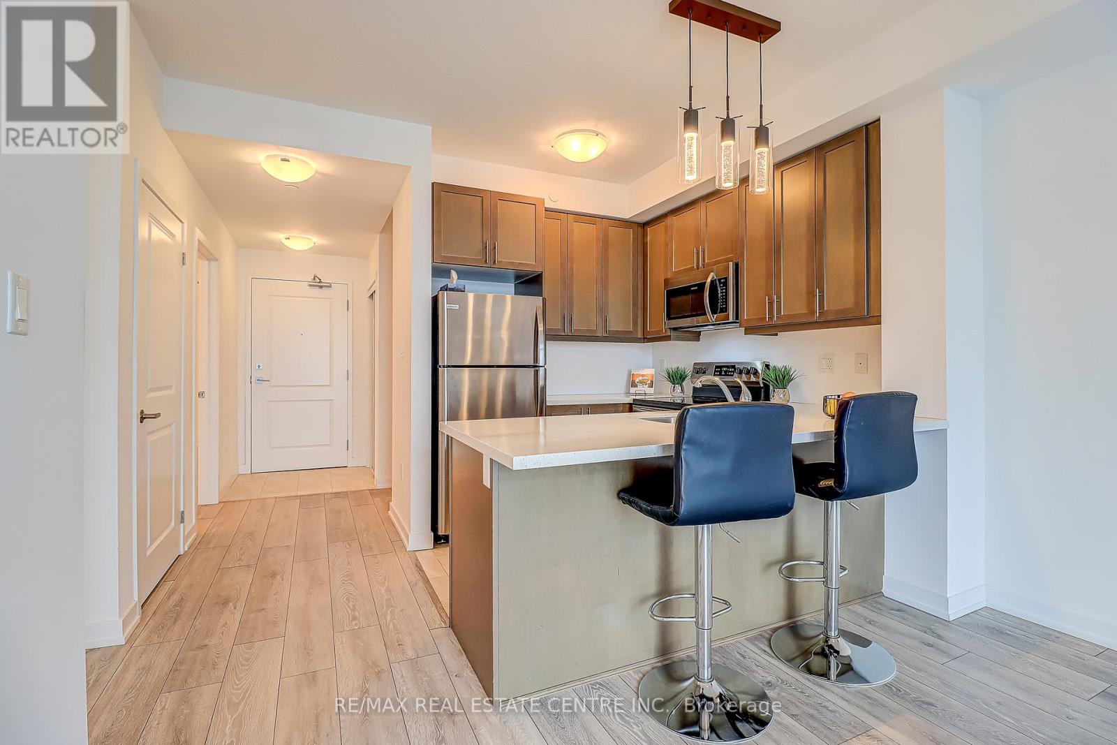 332 - 101 Shoreview Place, Hamilton, Ontario  L8E 0K3 - Photo 9 - X13042952