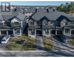 45 MOOSONEE CRESCENT, Ottawa, Ontario