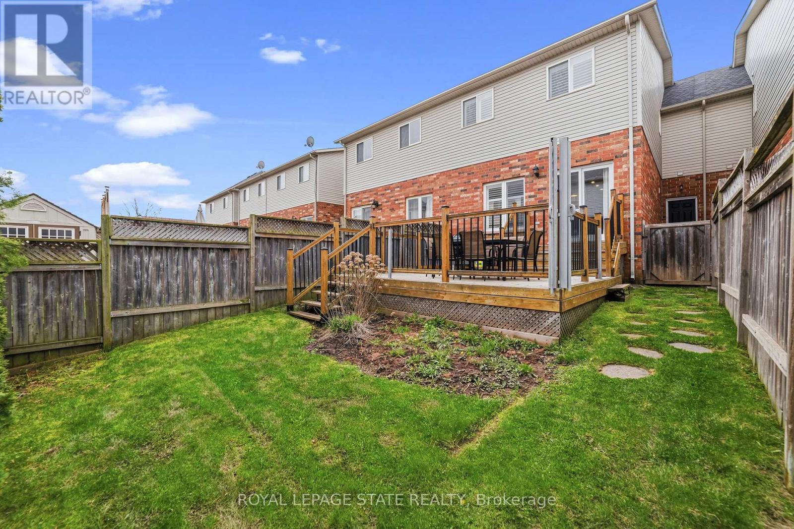 92 Benziger Lane, Hamilton, Ontario  L8E 6G5 - Photo 34 - X13043162