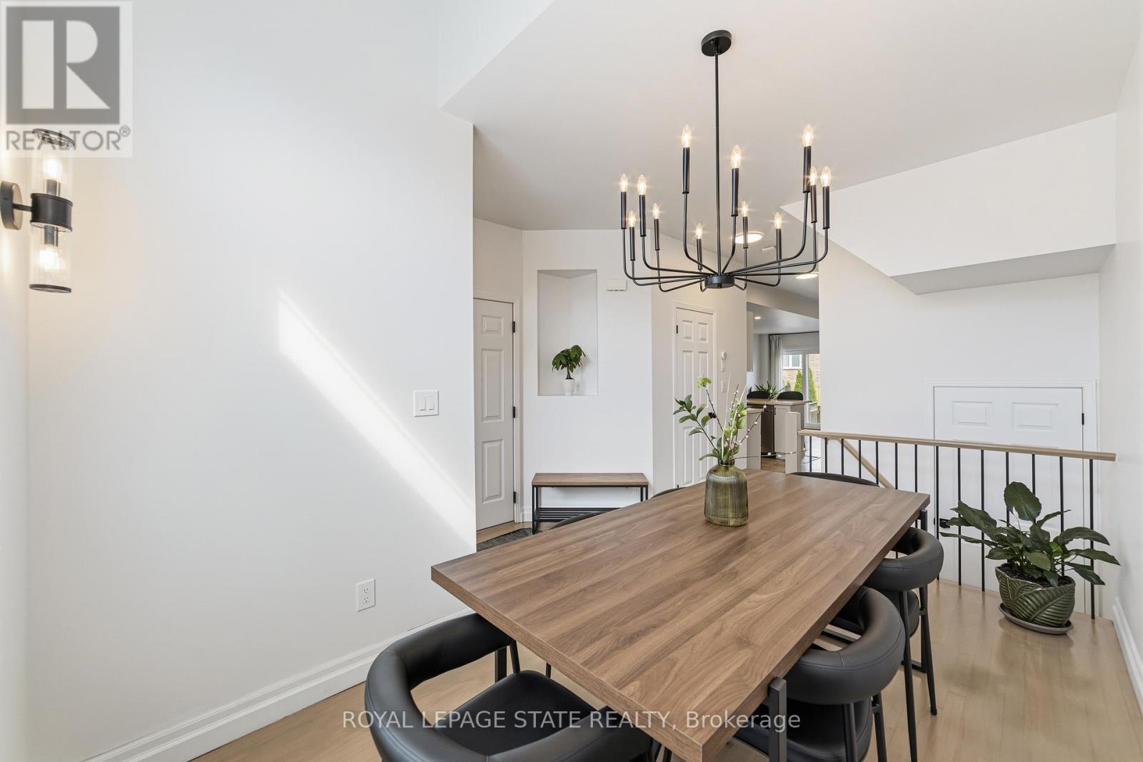 92 Benziger Lane, Hamilton, Ontario  L8E 6G5 - Photo 5 - X13043162