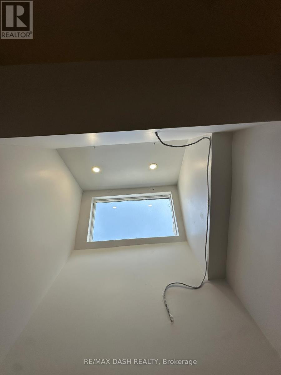 4fl - 565 Yonge Street, Toronto, Ontario  M4Y 1Z2 - Photo 13 - C13036262