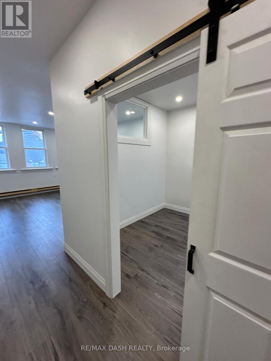 4fl - 565 Yonge Street, Toronto, Ontario  M4Y 1Z2 - Photo 11 - C13036262