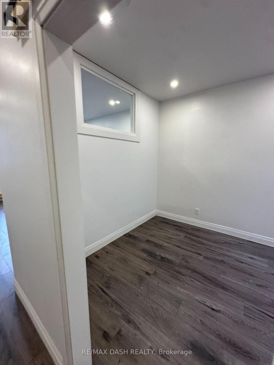 4fl - 565 Yonge Street, Toronto, Ontario  M4Y 1Z2 - Photo 12 - C13036262