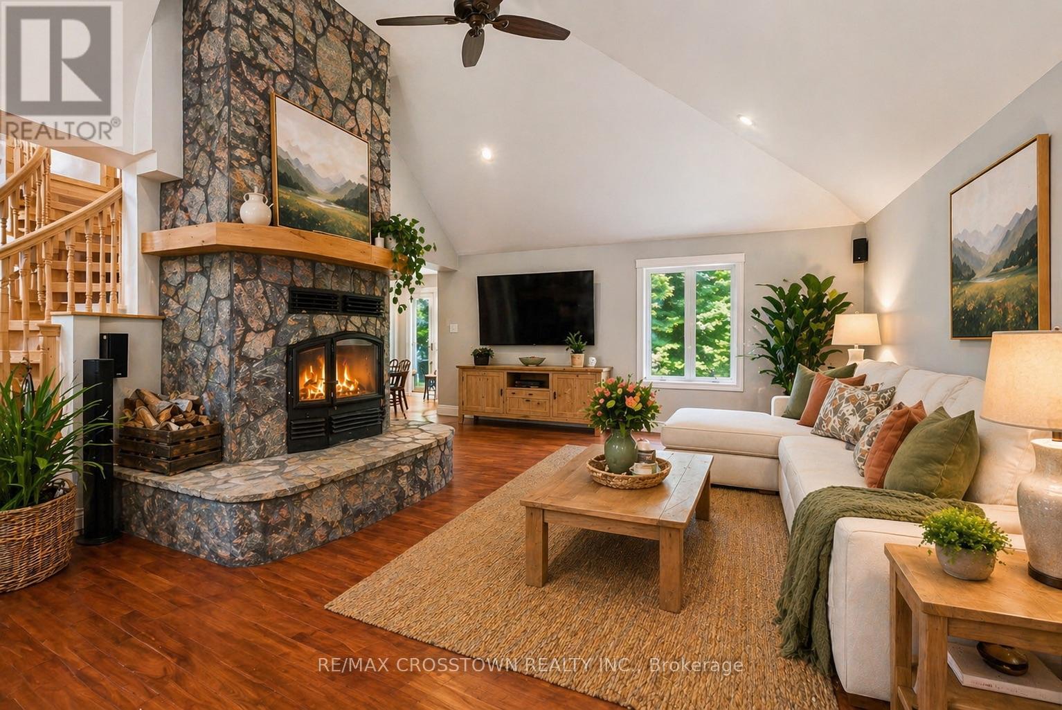 19 Gillespie Trail S, Essa, Ontario  L3W 0V1 - Photo 10 - N13038136