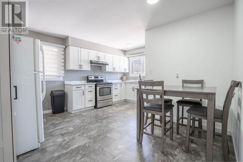 9 East Dunrobin Bay, Sault Ste. Marie, Ontario  P6C 5T4 - Photo 12 - SM260718