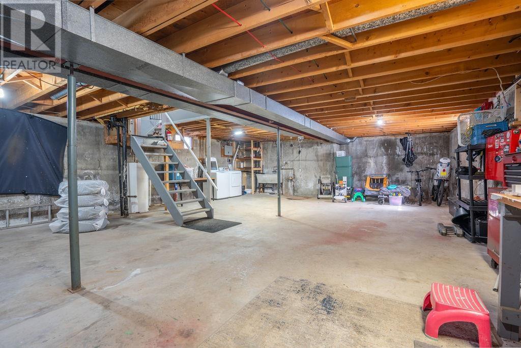 9 East Dunrobin Bay, Sault Ste. Marie, Ontario  P6C 5T4 - Photo 27 - SM260718