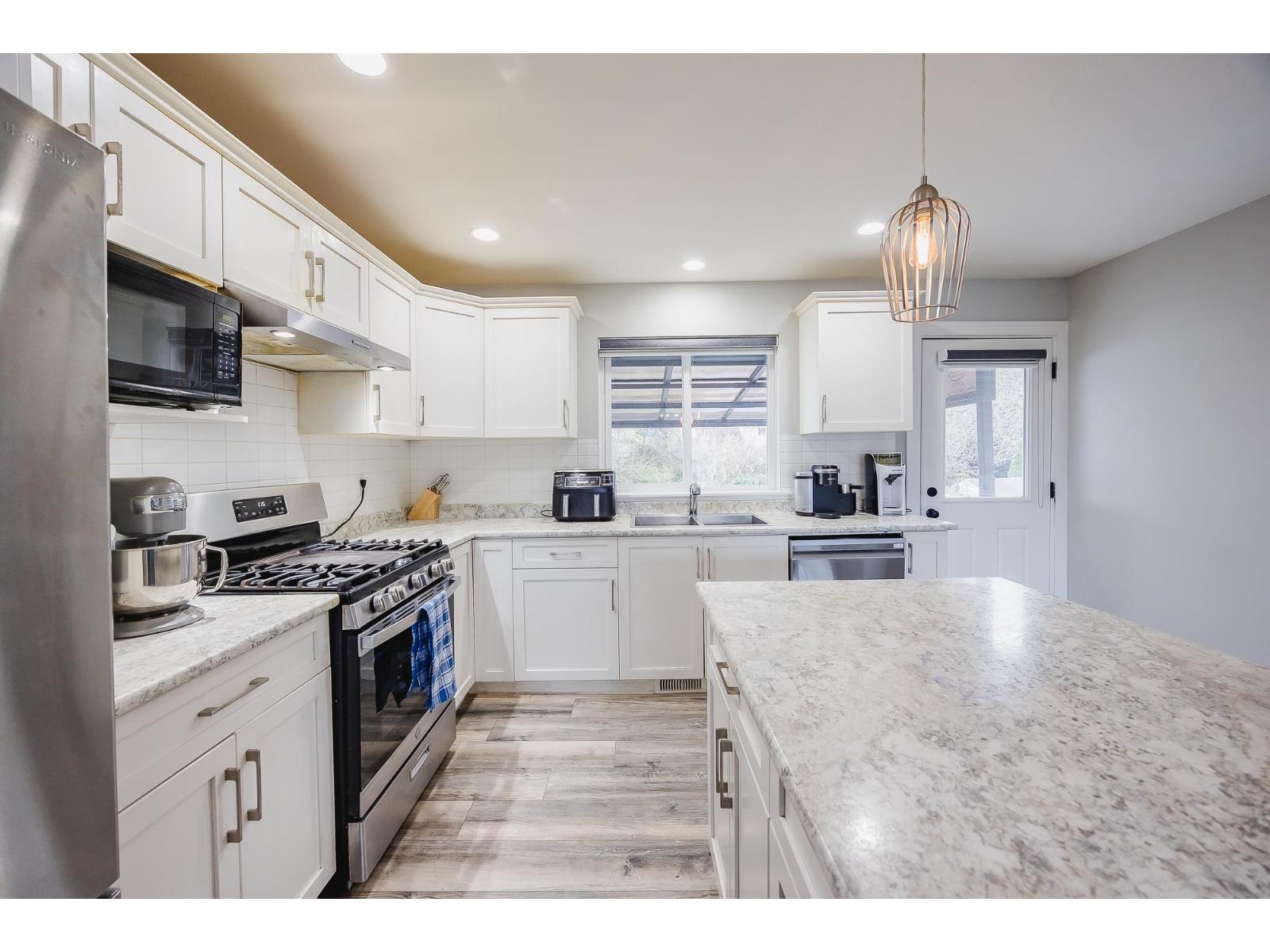 45614 Herron Avenue, Chilliwack Proper West, Chilliwack, British Columbia  V2P 3G9 - Photo 11 - R3114977