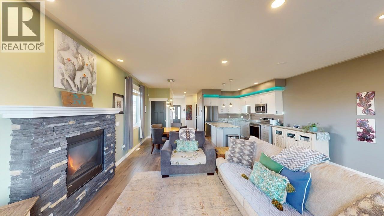 10010 111 Avenue, Fort St. John, British Columbia  V1J 2V2 - Photo 6 - R3115650