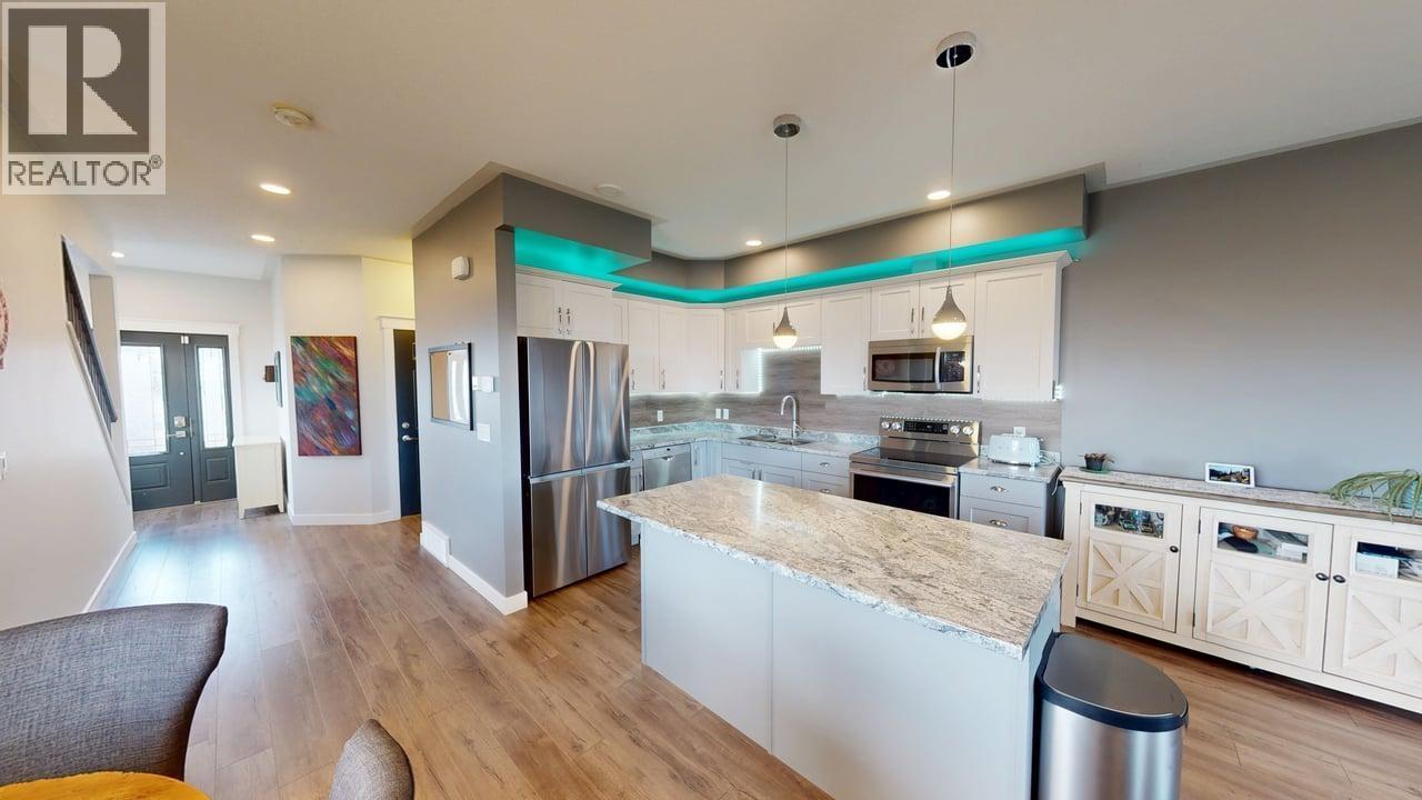 10010 111 Avenue, Fort St. John, British Columbia  V1J 2V2 - Photo 8 - R3115650