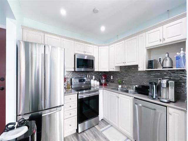 408 33480 George Ferguson Way, Abbotsford, British Columbia  V2S 8G1 - Photo 8 - R3115689