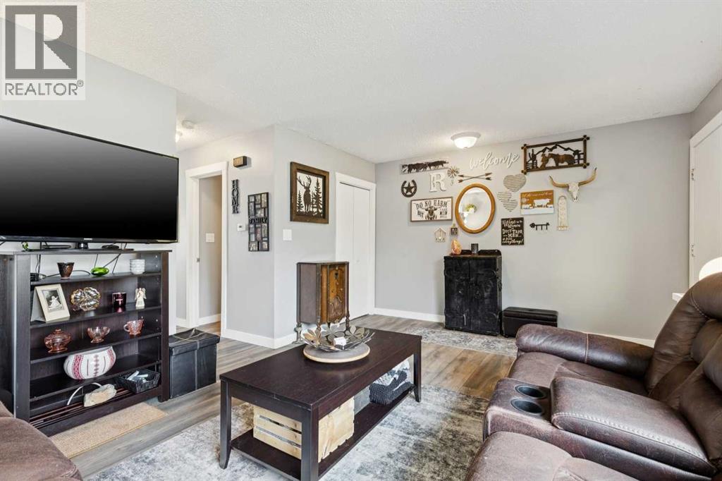 113, 107 Elm Place, Okotoks, Alberta  T1S 1J1 - Photo 6 - A2292596