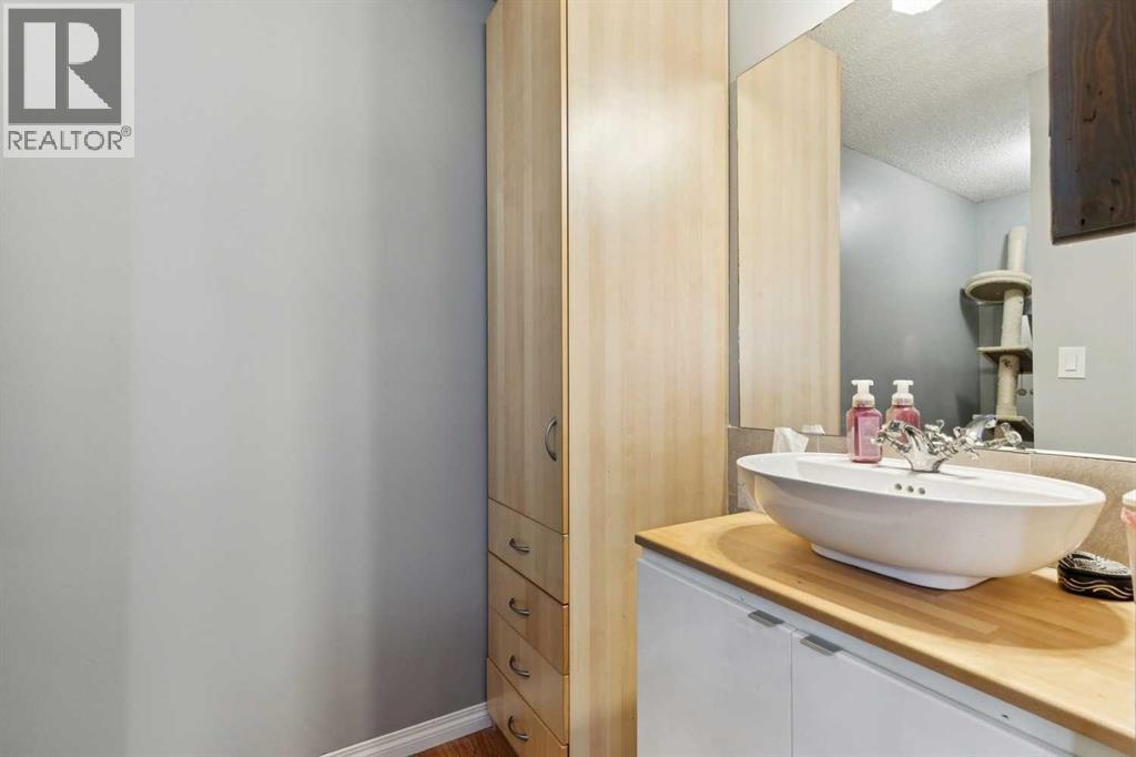 113, 107 Elm Place, Okotoks, Alberta  T1S 1J1 - Photo 17 - A2292596