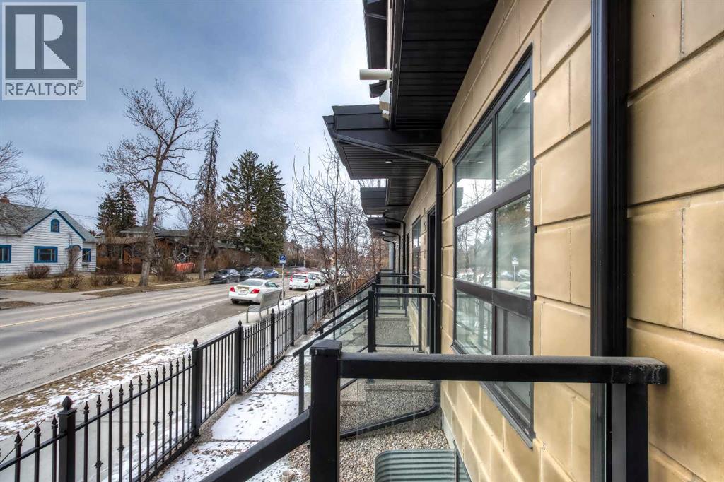 1545 33 Avenue SW, Calgary, Alberta  T2T 1Y4 - Photo 5 - A2296640