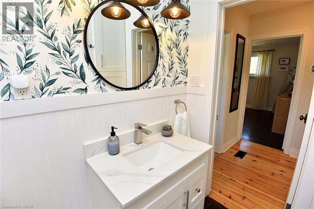 16 Church Street, Waterdown, Ontario  L0R 2H0 - Photo 26 - 40823090