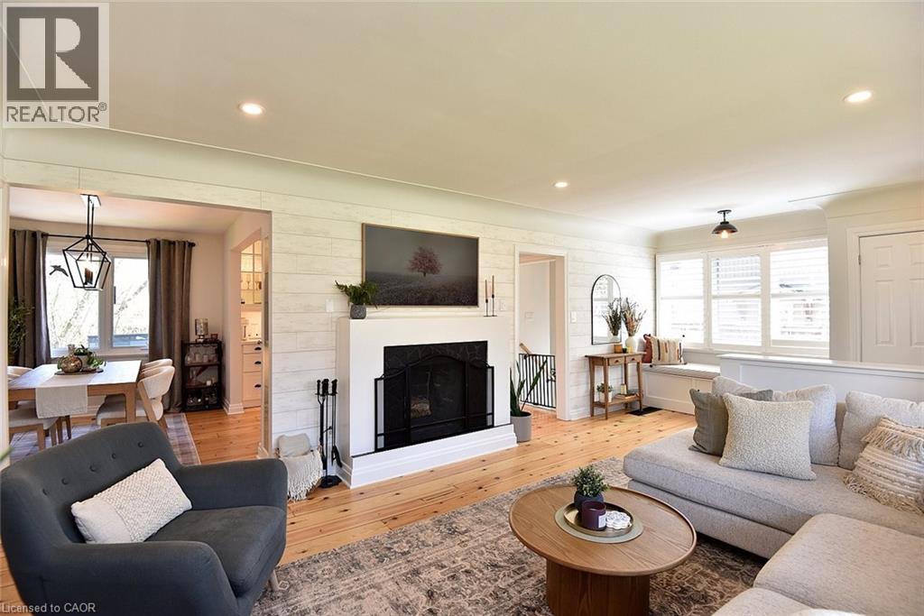 16 Church Street, Waterdown, Ontario  L0R 2H0 - Photo 8 - 40823090