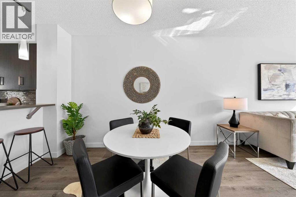 8 Walden Walk Se, Calgary, Alberta  T2X 0Y4 - Photo 9 - A2304343