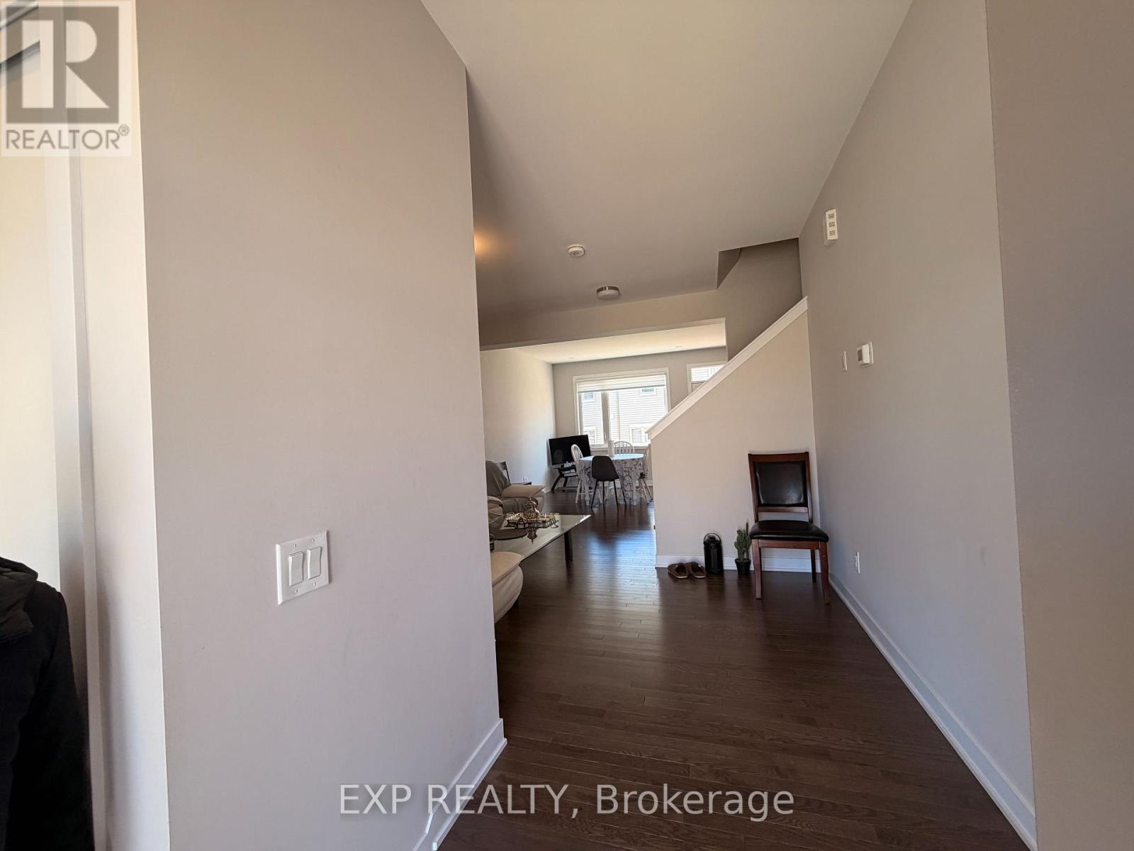 16 Tenuto Lane, Ottawa, Ontario  K1W 0S4 - Photo 2 - X13043218