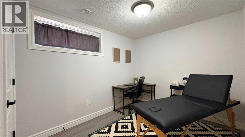 2515 6 Avenue, Wainwright, Alberta  T9W 0B9 - Photo 23 - A2303931