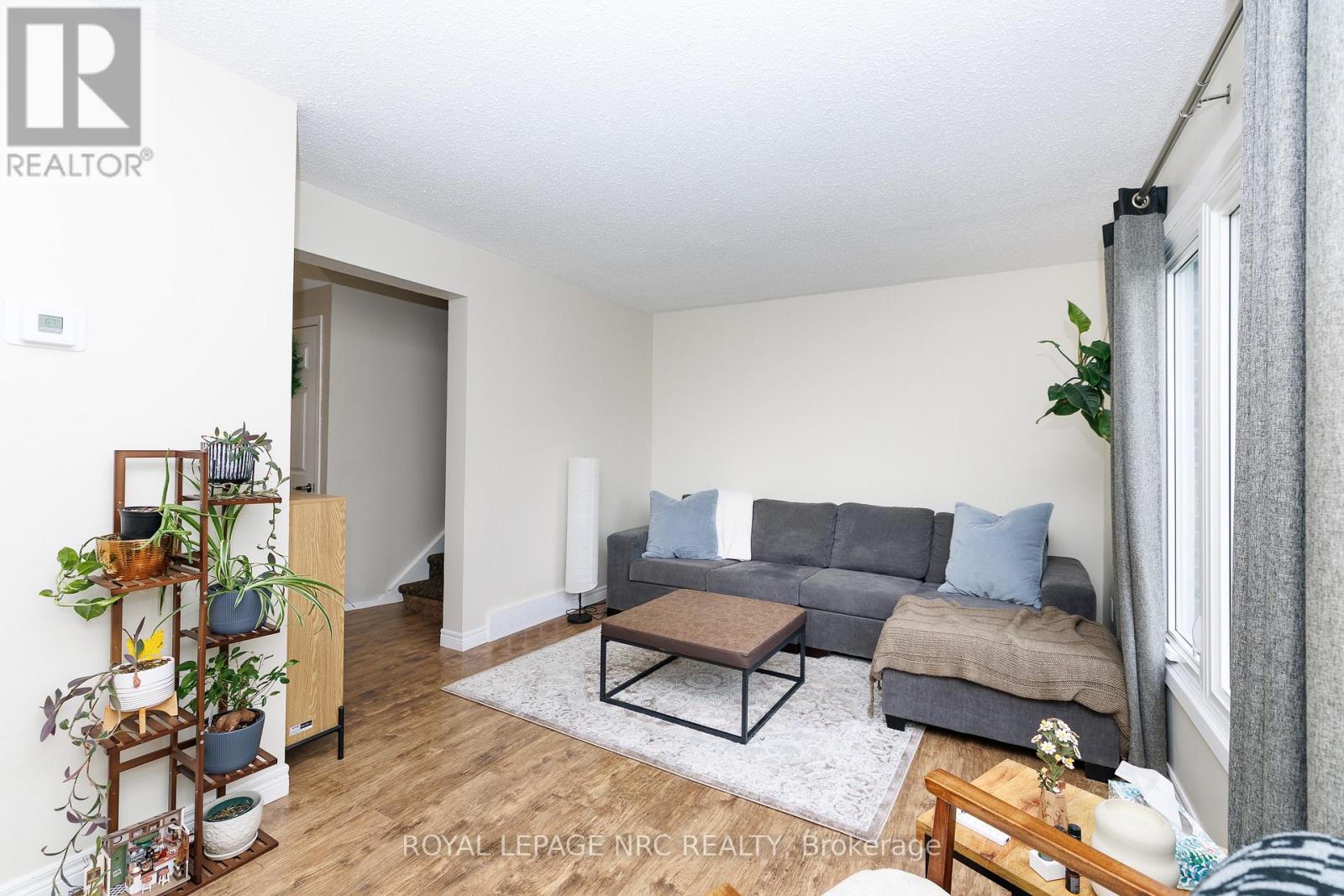 32 Dianne Drive, St. Catharines, Ontario  L2P 3R7 - Photo 10 - X13043186