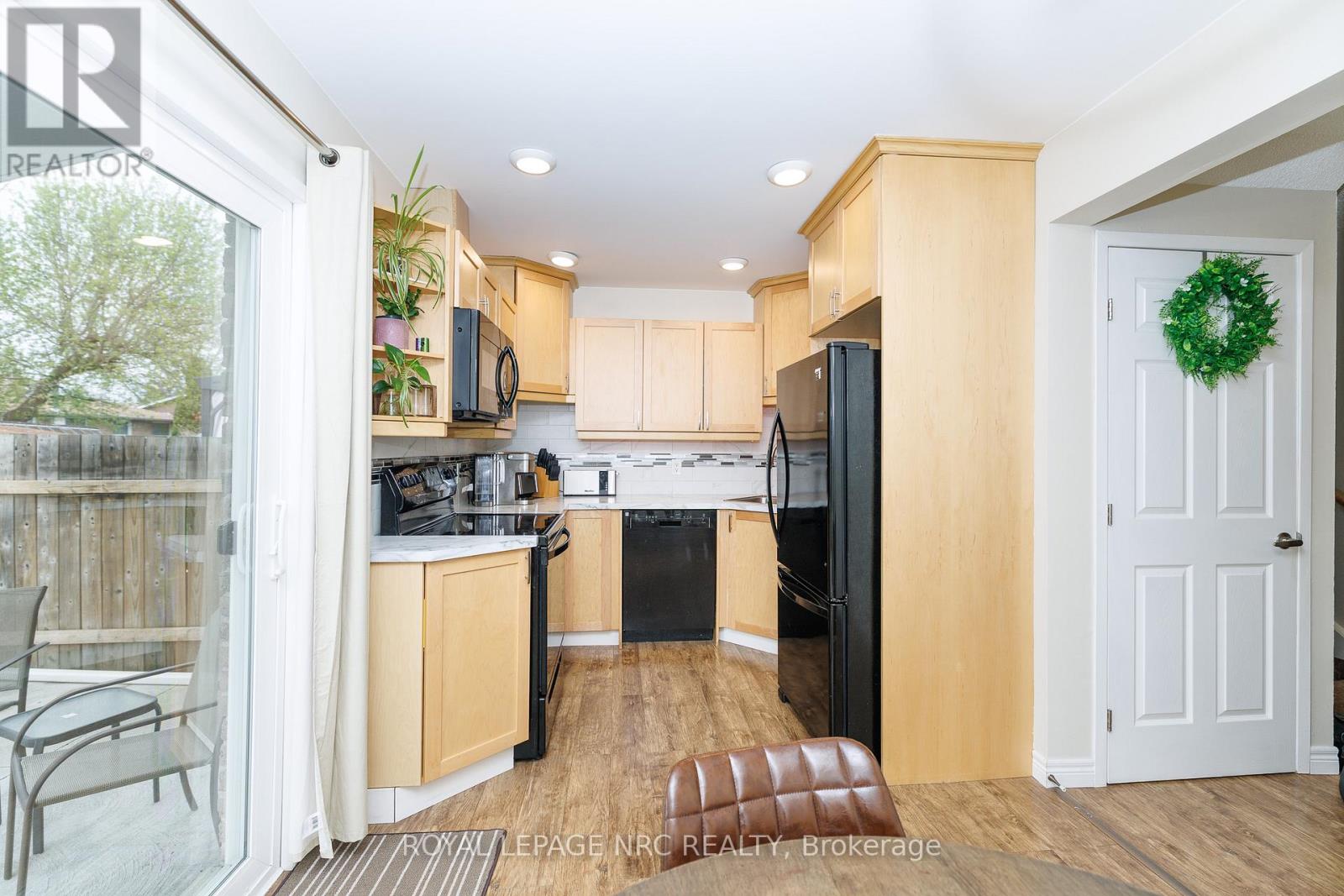 32 Dianne Drive, St. Catharines, Ontario  L2P 3R7 - Photo 5 - X13043186