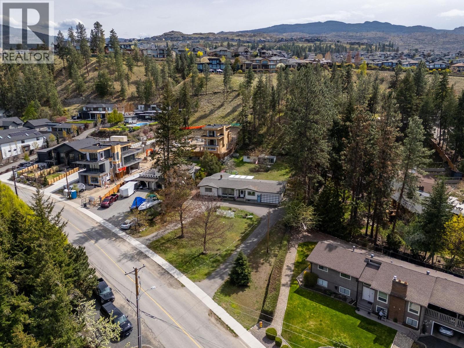 741 Barnaby Road, Kelowna, British Columbia  V1W 4N9 - Photo 40 - 10384804