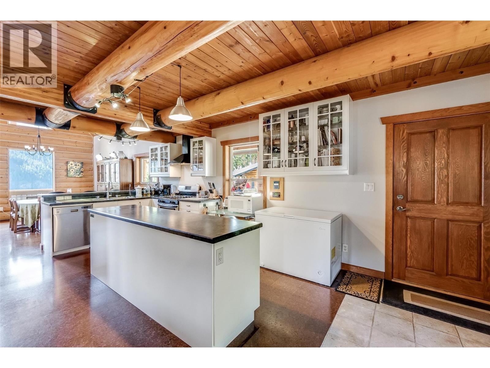 4761 Slocan River Road, Winlaw, British Columbia  V0G 2J0 - Photo 18 - 10384408