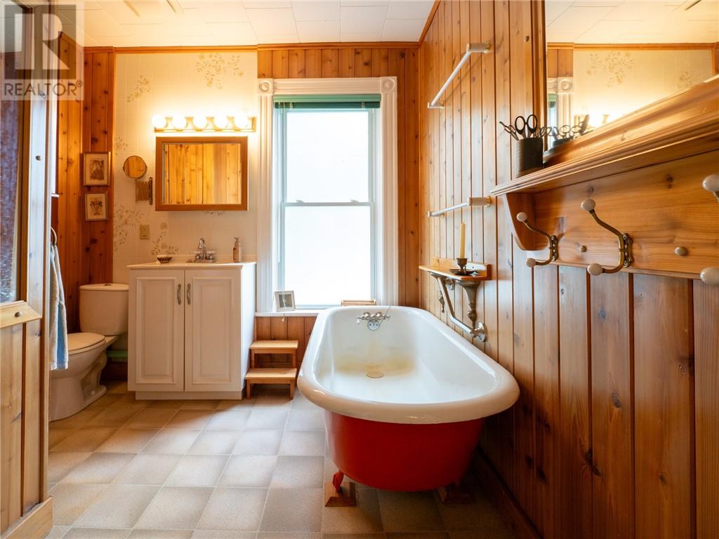 104 Arthur Street, Manitowaning, Ontario  P0P 1N0 - Photo 66 - 2126617