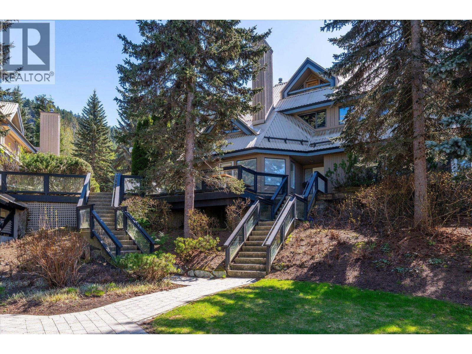 34 4857 Painted Cliff Road, Whistler, British Columbia  V8E 1C8 - Photo 1 - R3115657