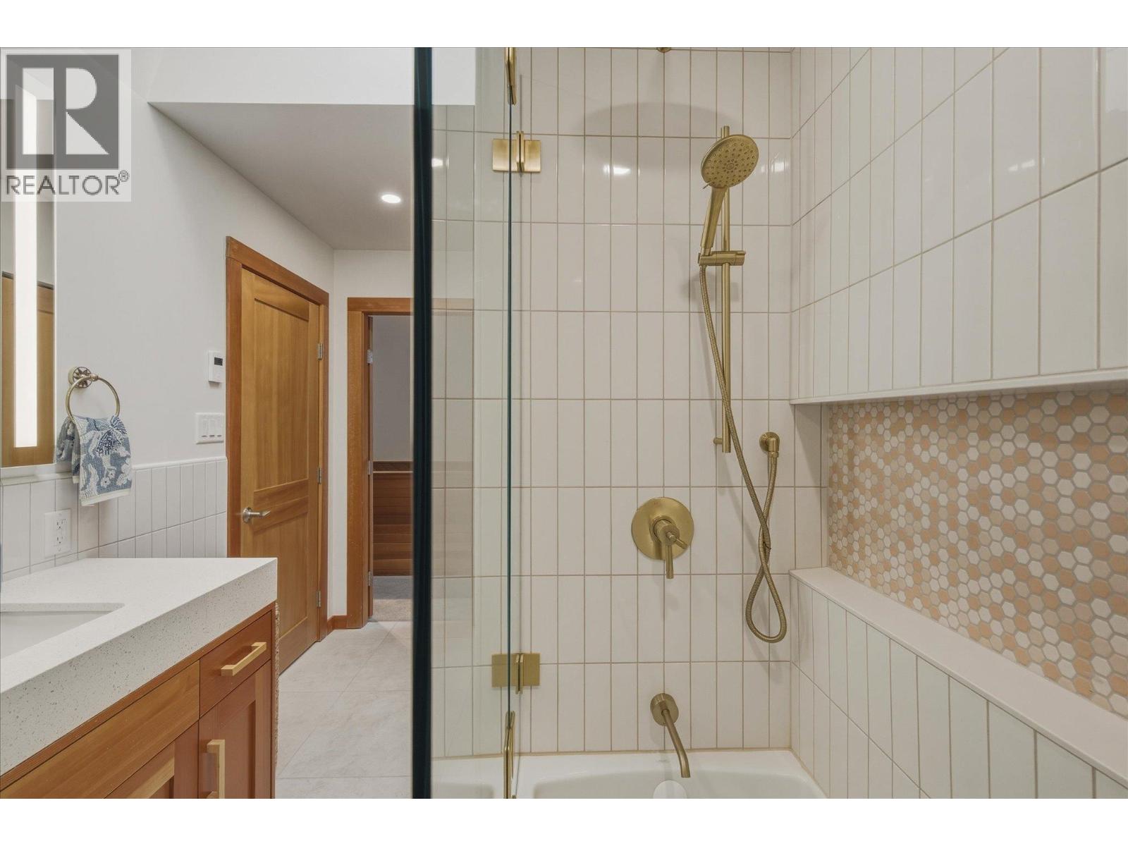 32 6127 Eagle Ridge Crescent, Whistler, British Columbia  V8E 0W7 - Photo 17 - R3115659