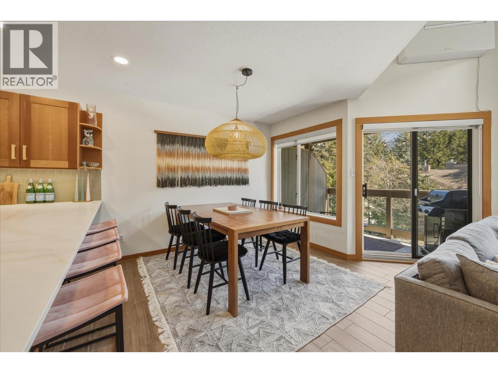 32 6127 Eagle Ridge Crescent, Whistler, British Columbia  V8E 0W7 - Photo 5 - R3115659