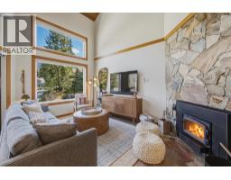 32 6127 EAGLE RIDGE CRESCENT, Whistler, British Columbia