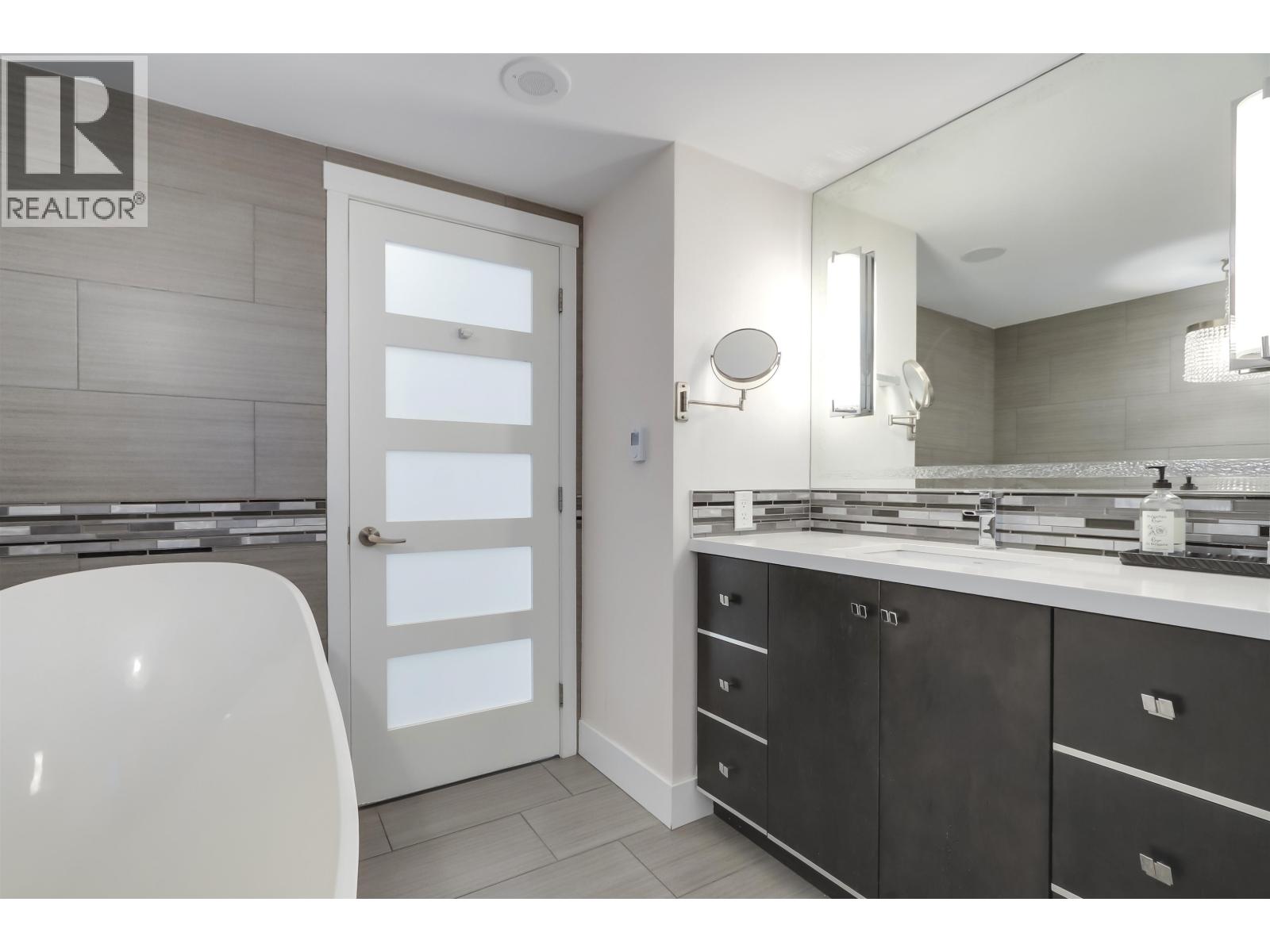 3002 1199 Marinaside Crescent, Vancouver, British Columbia  V6Z 2Y2 - Photo 19 - R3115680