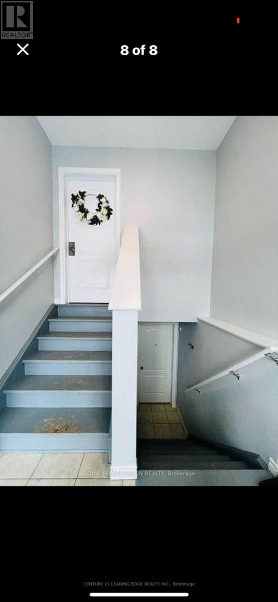 416 Bloor Street E, Oshawa, Ontario  L1H 3M8 - Photo 2 - E13043194