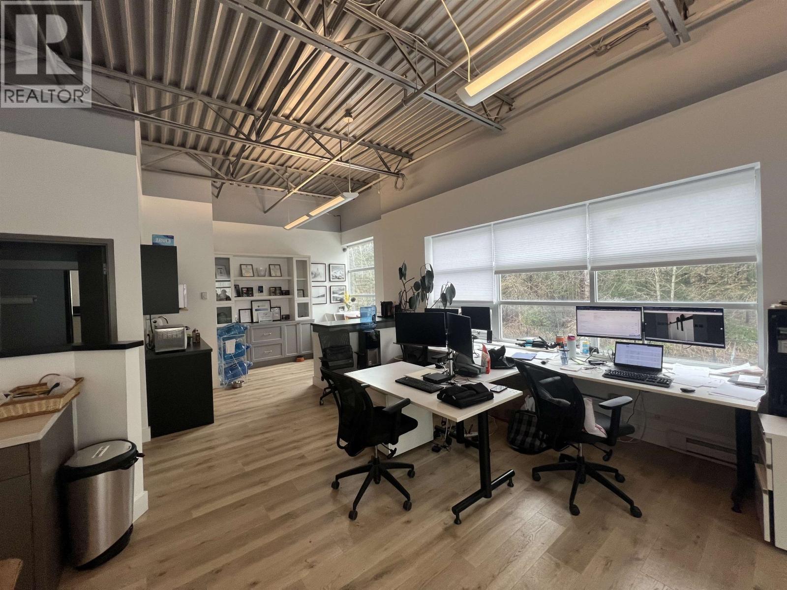 212 2411 Dollarton Highway, Vancouver, British Columbia  V7H 1W7 - Photo 2 - C8078204