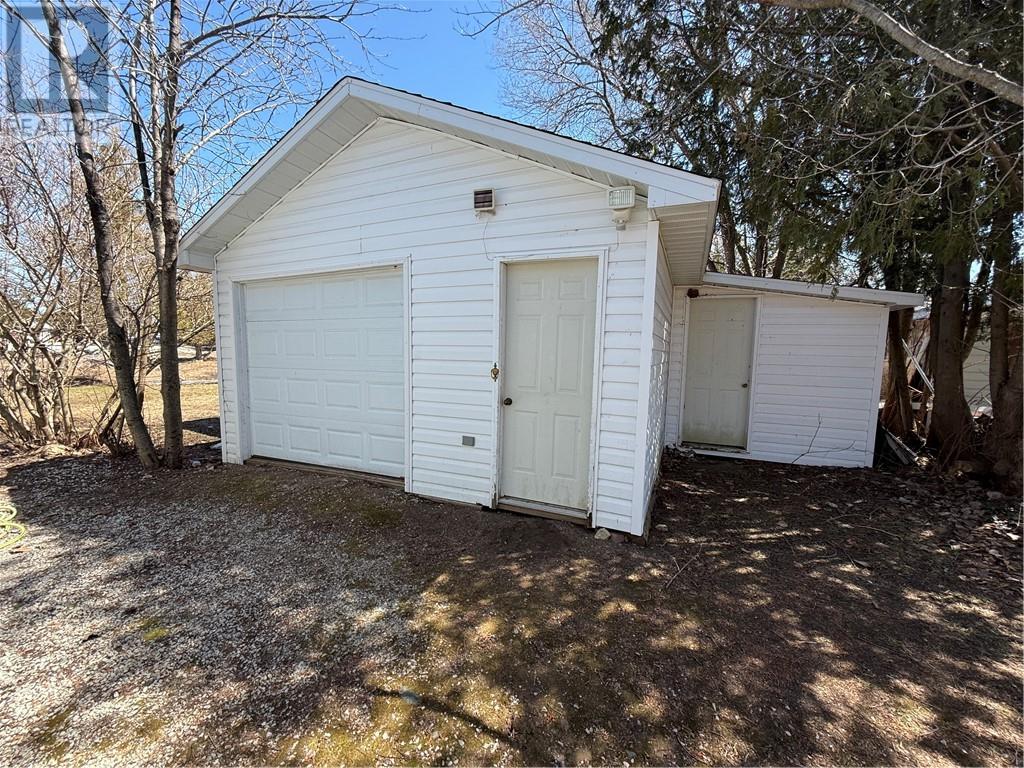 128 Hwy 540b, Gore Bay, Ontario  P0P 1H0 - Photo 4 - 2127307