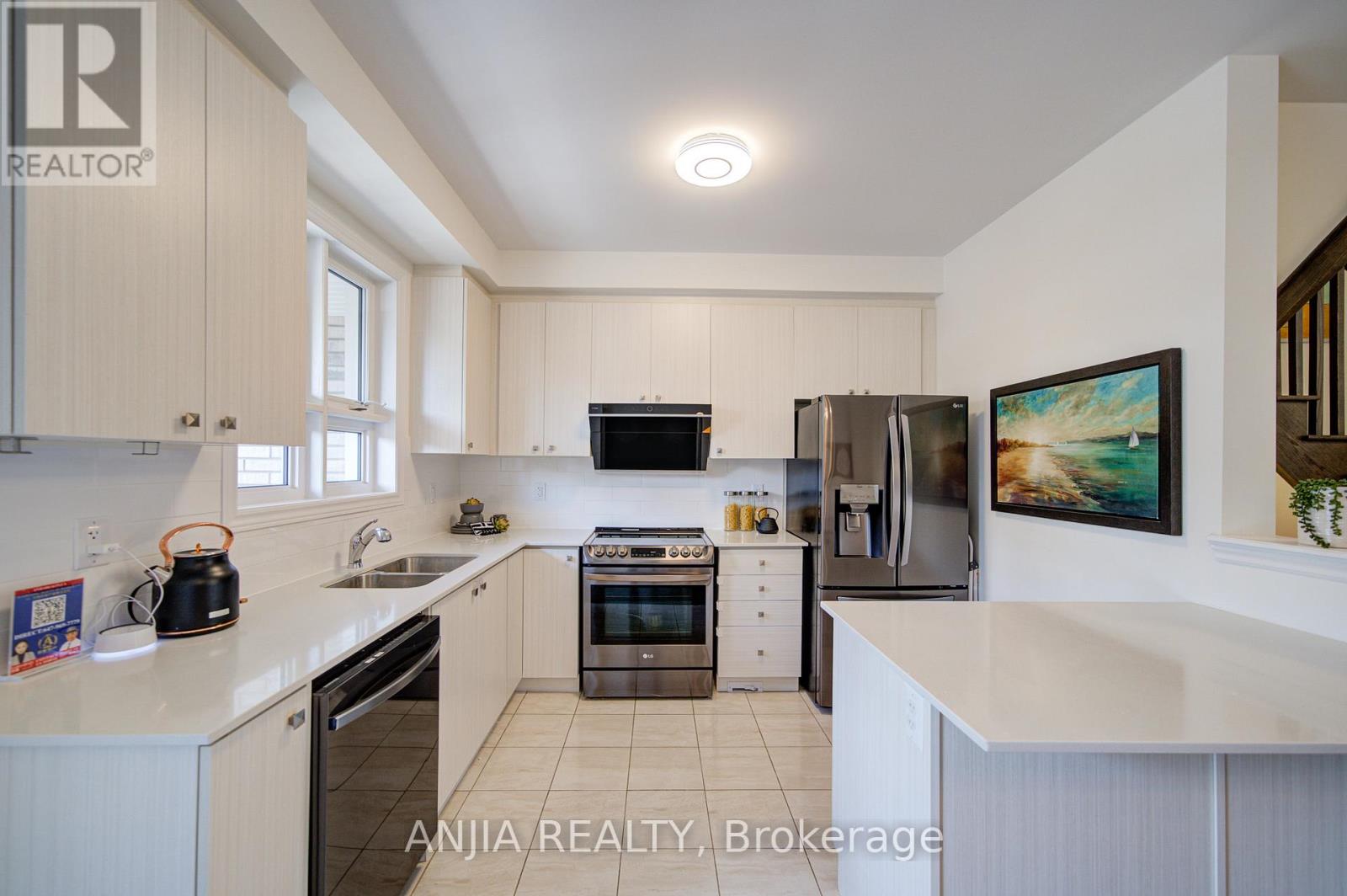 64 Chicago Lane, Markham, Ontario  L6E 2C1 - Photo 18 - N13042914