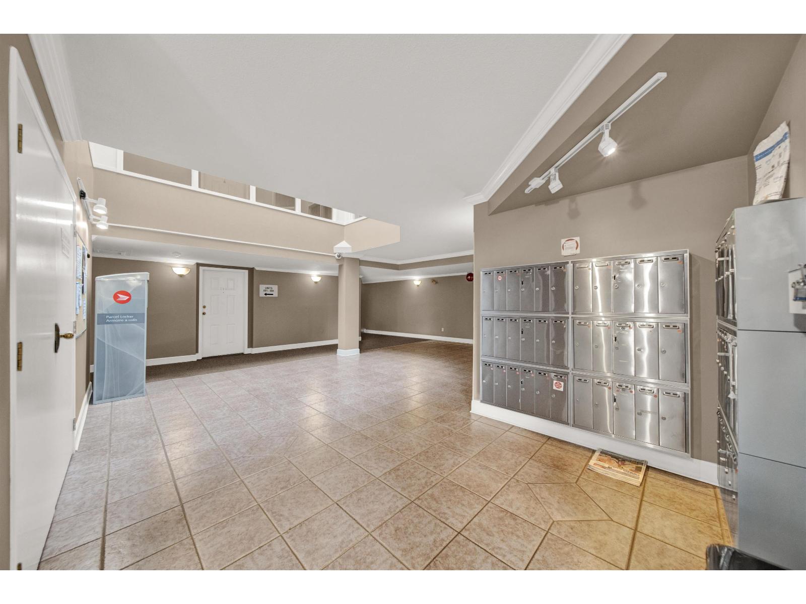 102 9765 140 Street, Surrey, British Columbia  V3T 5S5 - Photo 22 - R3115022