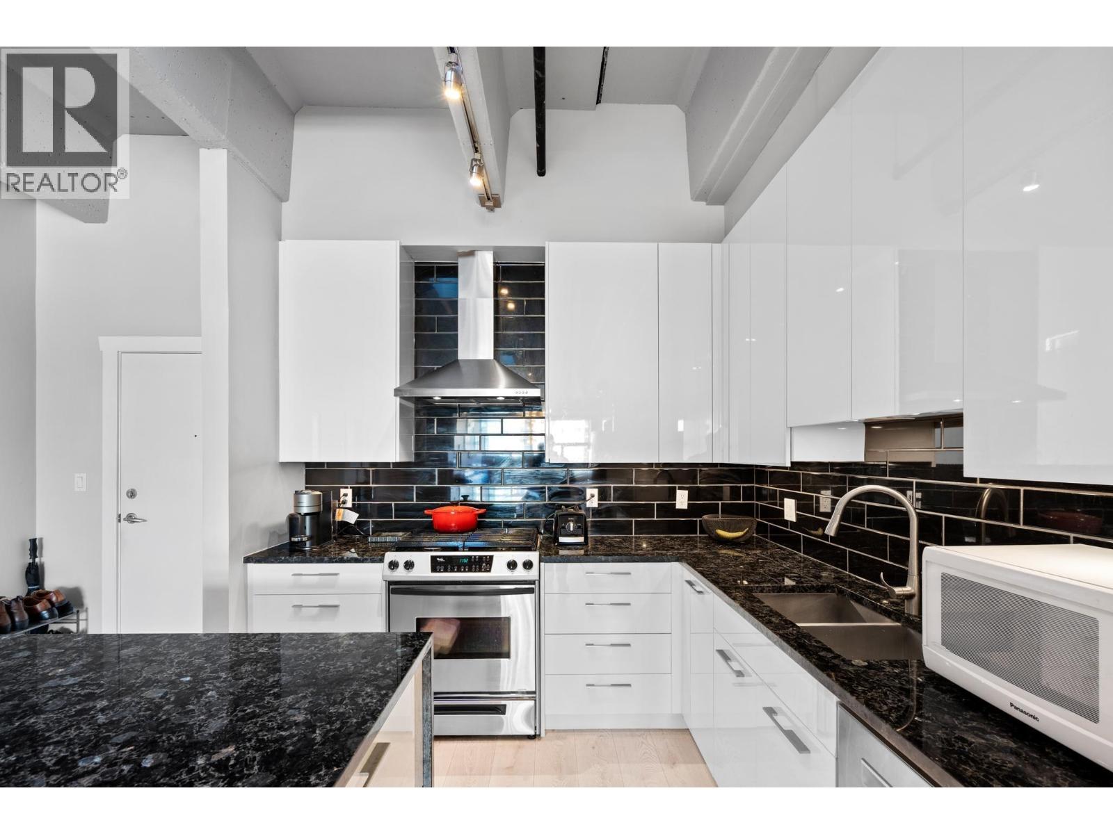 622 615 Belmont Street, New Westminster, British Columbia  V3M 6A1 - Photo 12 - R3115603