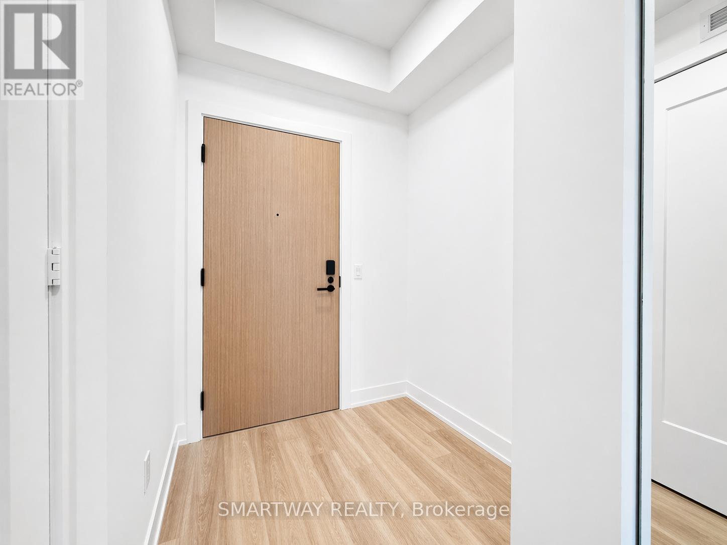 2601 - 60 Central Park Roadway, Toronto, Ontario  M9A 0E5 - Photo 9 - W13042382