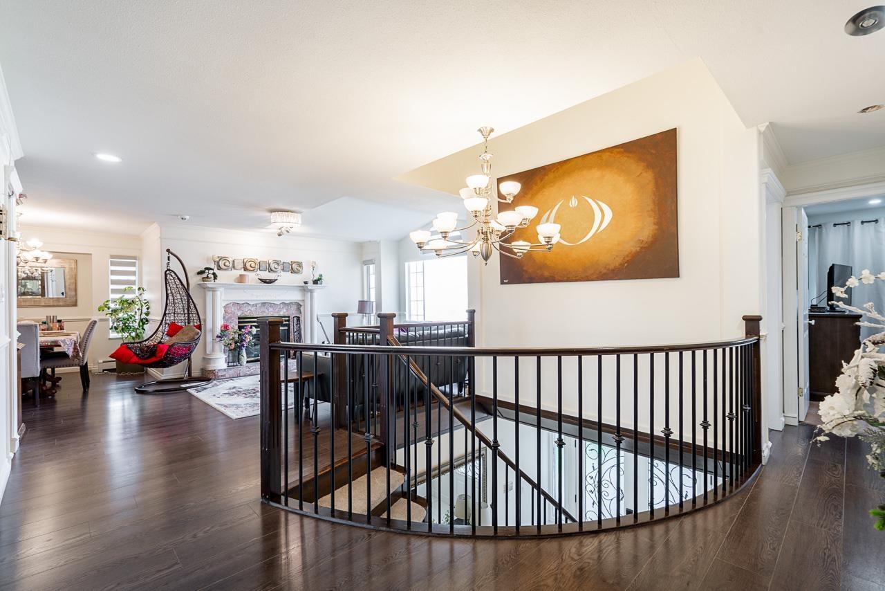 8433 150a Street, Surrey, British Columbia  V3S 8J7 - Photo 5 - R3115457