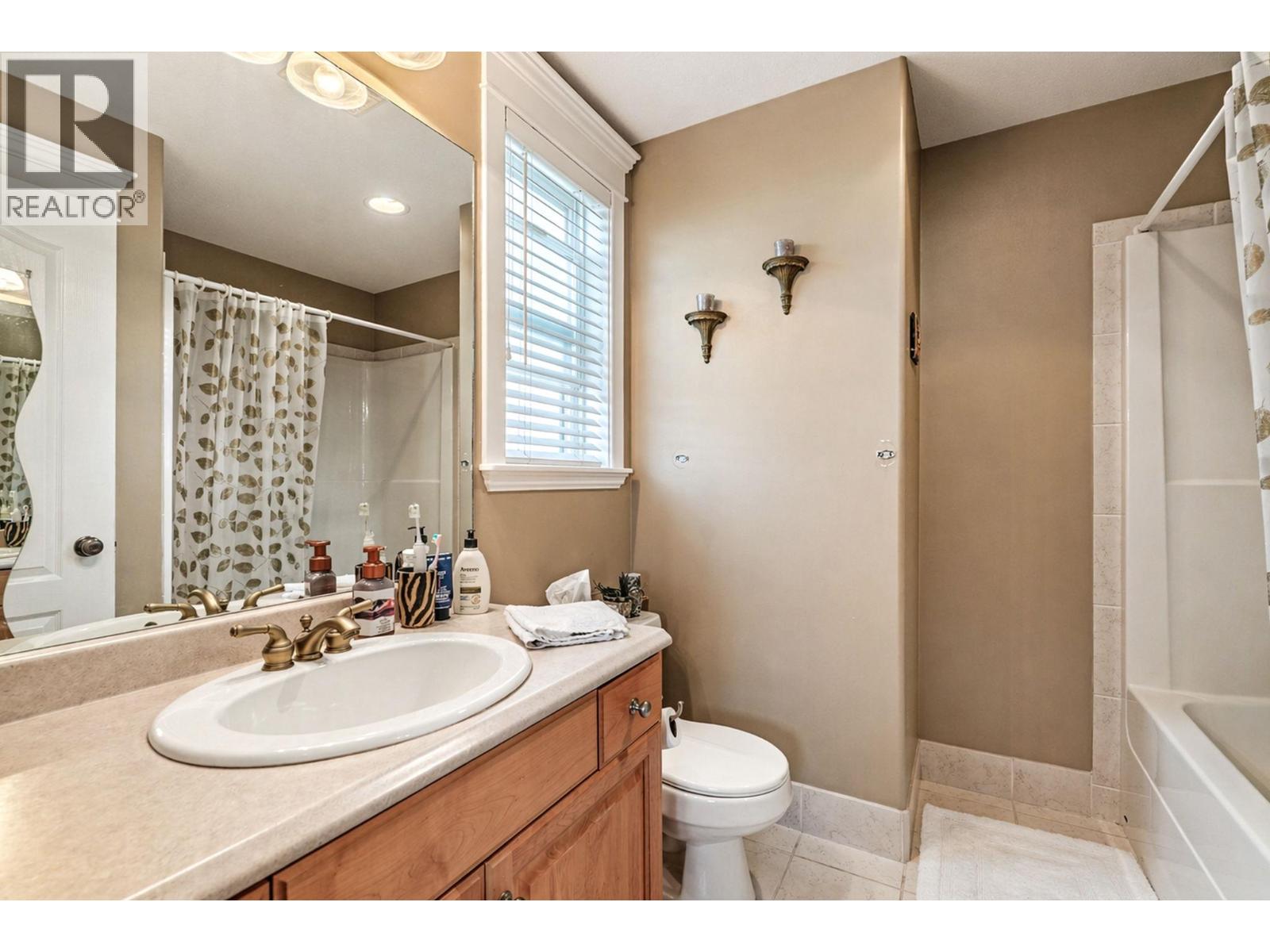 4049 Lakeshore Drive Unit# 105, Kelowna, British Columbia  V1W 1V7 - Photo 19 - 10384622